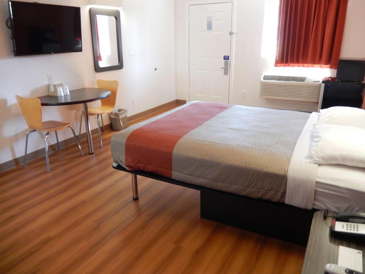 Motel 6-Moultrie, Ga מראה חיצוני תמונה